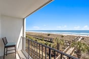CB Boardwalk Condo, Oceanfront, Pool! Villa