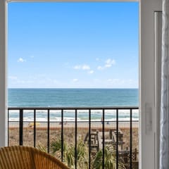 Carolina Beach Boardwalk, Beachfront, Pool, Villa