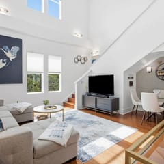 Brooklyn Arts Condo | Walk to Live Oak & Dining