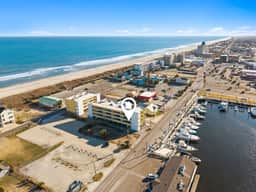Beach Harbour 11 at The Carolina Beach Boardwalk Villa - Image 3