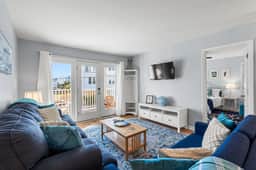 Oceanview Condo, Pool, Walk to CB Pier! Villa - Image 3