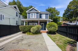 Downtown Wilmington, Walk to Riverwalk & Live Oak Villa - Image 2