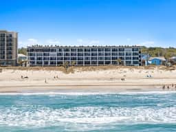 Carolina Beach Boardwalk, Beachfront, Pool, Villa - Image 5