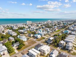 Salt & Sky | Rooftop Hot Tub | Carolina Beach - Image 5