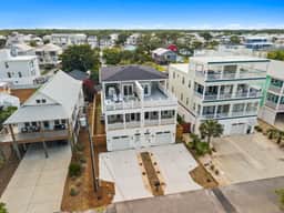 Rooftop Spa + Bar | Walk to Beach | Sleeps 15! - Image 2