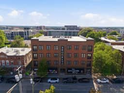 Brooklyn Arts Condo | Walk to Live Oak & Dining - Image 4