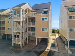 Oceanfront Condo | Oak Island Beach Villas + Pool - Image 4