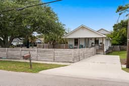 Twin Tides Beach House at Carolina Beach - Unit 1 - Image 5