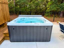 Okeechobee Oasis - Pool, Hot Tub, Games, Pond, Fire Pit, Screened Porch, Outdoor Shower - Image 5