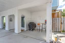 One Block to the beach - Image 3