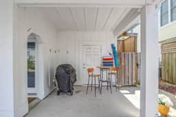 One Block to the beach - Image 4