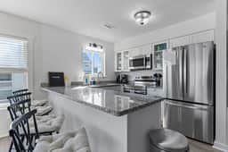 Carolina Beach Oceanfront, Steps to Pier, Pool! Villa - Image 4