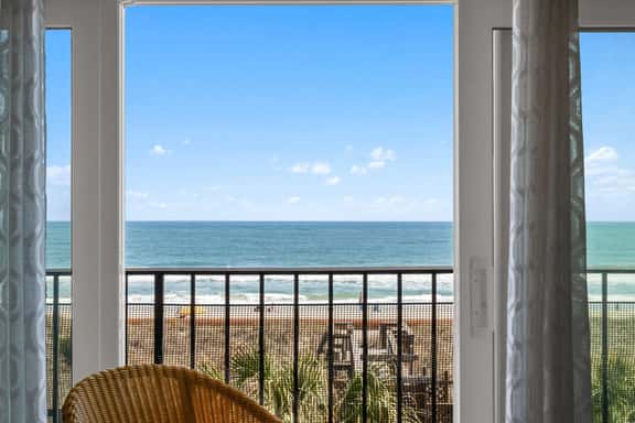 Carolina Beach Boardwalk, Beachfront, Pool, Villa - Image 1