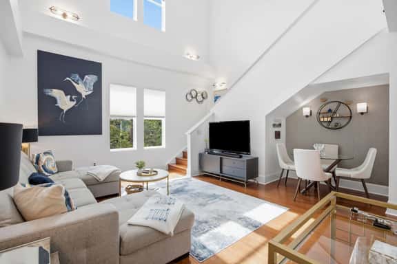 Brooklyn Arts Condo | Walk to Live Oak & Dining - Image 1