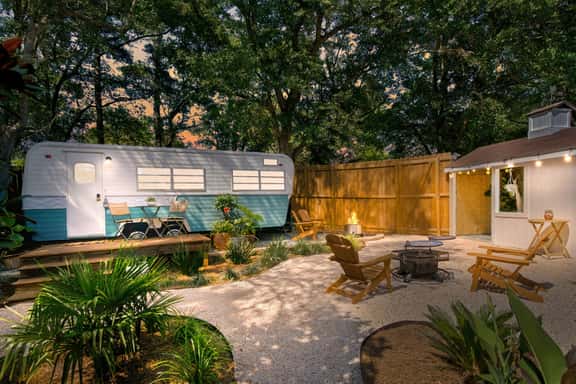 Vintage Glamping with Hot Tub Near Carolina Beach - Image 1