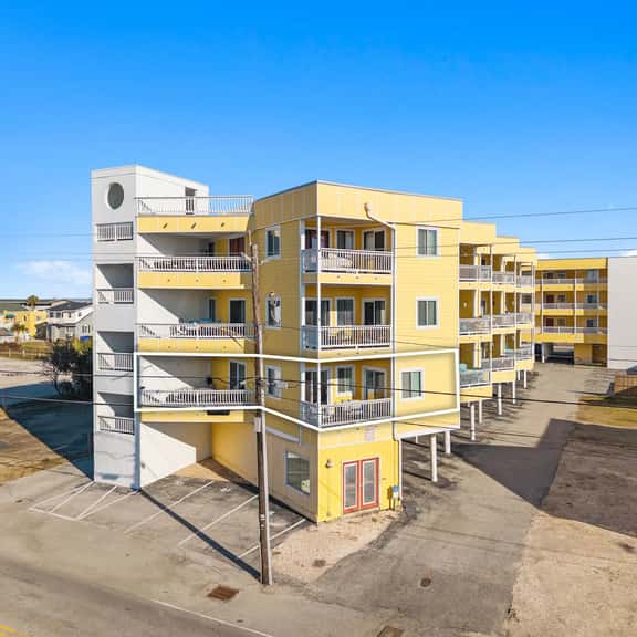 Beach Harbour 11 at The Carolina Beach Boardwalk Villa - Image 1