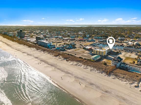 Beach Harbour 11 at The Carolina Beach Boardwalk Villa - Image 5