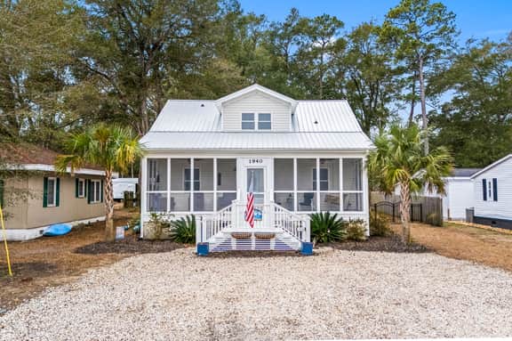 Cozy Beach Cottage Near Ocean Isle Beach - Image 5