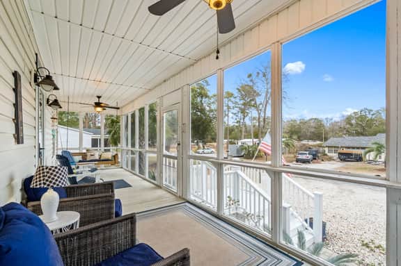 Cozy Beach Cottage Near Ocean Isle Beach - Image 4