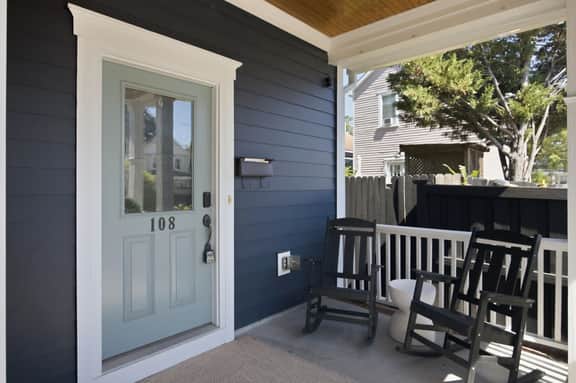Downtown Wilmington, Walk to Riverwalk & Live Oak Villa - Image 4