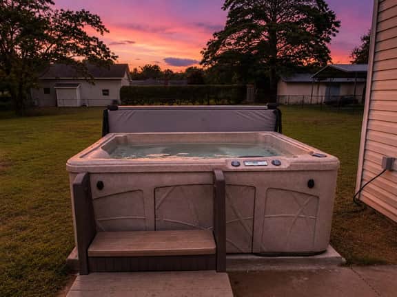 Family Fun w/ Games + Hot Tub | Beach & Downtown - Image 2