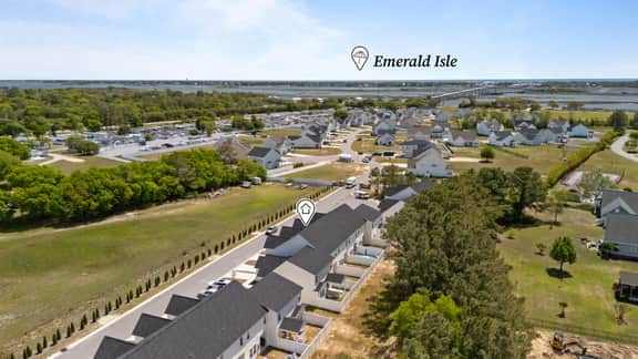 Modern Retreat Minutes to Emerald Isle Beach Villa - Image 5