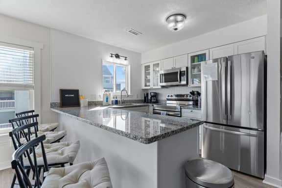 Carolina Beach Oceanfront, Steps to Pier, Pool! Villa - Image 4